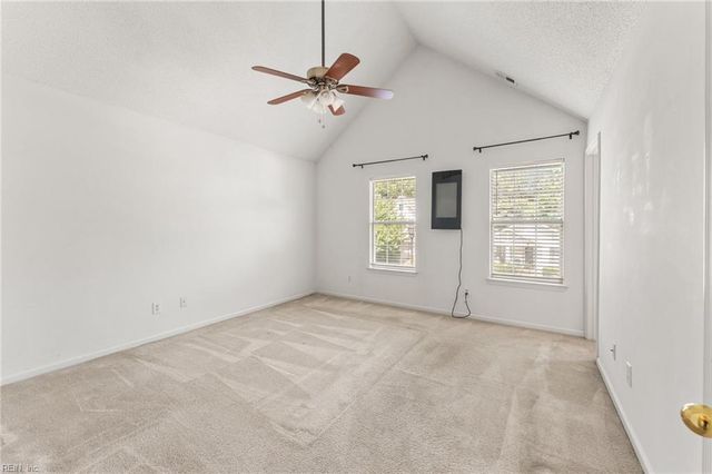 332 Town Pointe WAY, Newport News, VA 23601