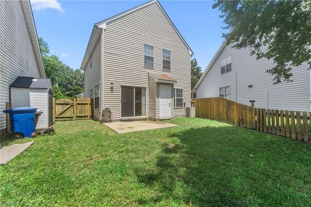 332 Town Pointe WAY, Newport News, VA 23601