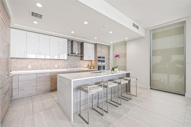 301 1ST STREET S 803, St Petersburg, FL 33701