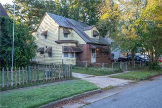 24 Burtis ST, Portsmouth, VA 23702