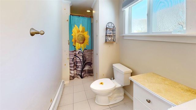 11 Blackbird Road, South Kingstown, RI 02892