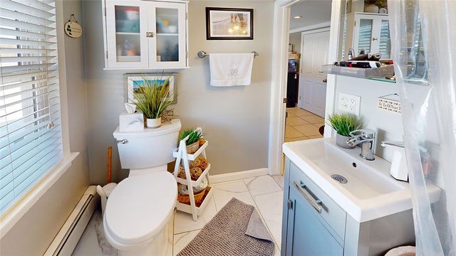 11 Blackbird Road, South Kingstown, RI 02892