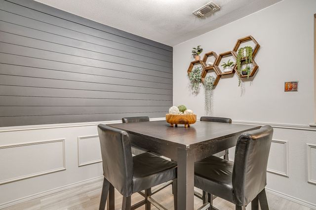 5017 Santa Fe Court, Arlington, TX 76017