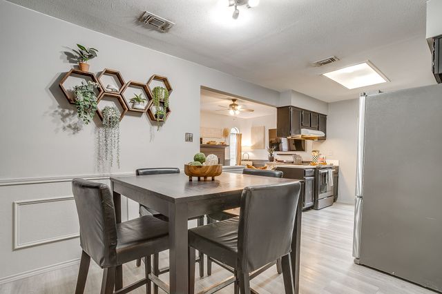 5017 Santa Fe Court, Arlington, TX 76017