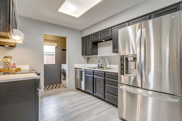 5017 Santa Fe Court, Arlington, TX 76017