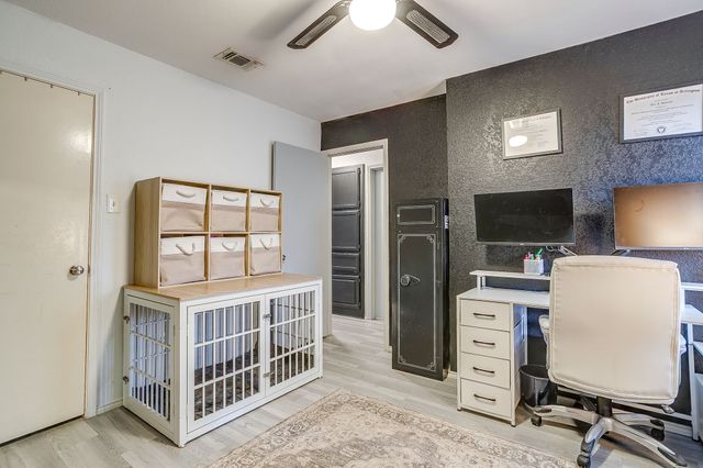 5017 Santa Fe Court, Arlington, TX 76017