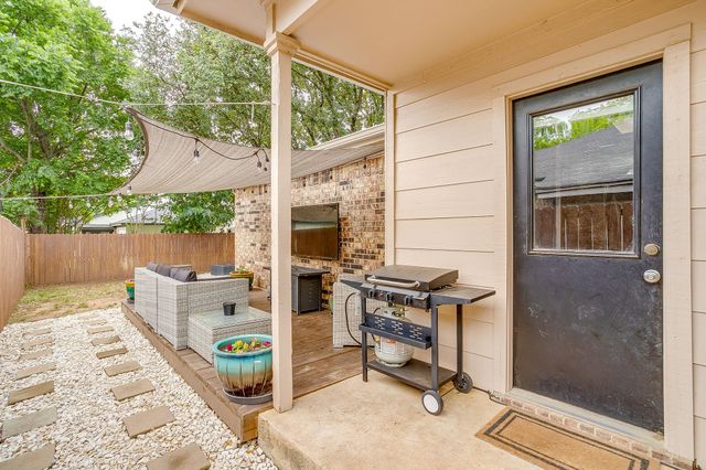 5017 Santa Fe Court, Arlington, TX 76017