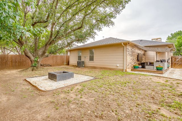 5017 Santa Fe Court, Arlington, TX 76017