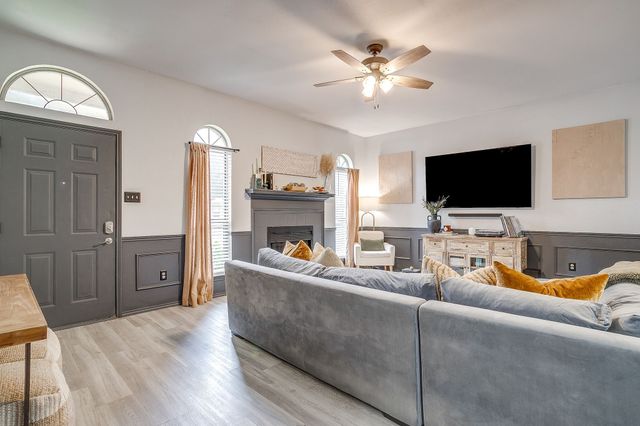 5017 Santa Fe Court, Arlington, TX 76017