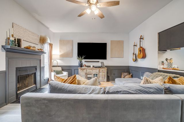 5017 Santa Fe Court, Arlington, TX 76017