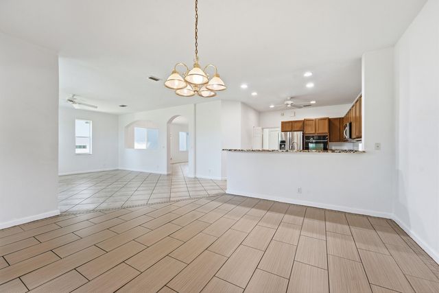 1275 Rosegate Boulevard, Riviera Beach, FL 33404