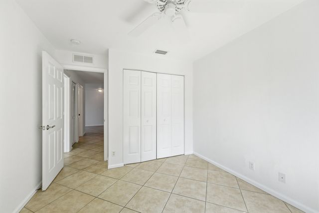 1275 Rosegate Boulevard, Riviera Beach, FL 33404