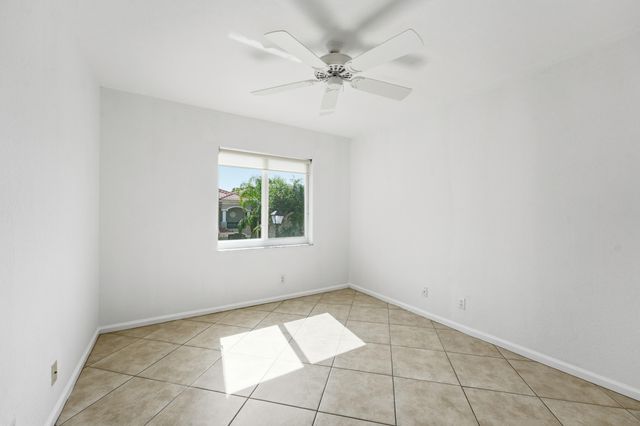 1275 Rosegate Boulevard, Riviera Beach, FL 33404