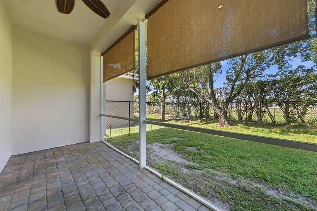 1275 Rosegate Boulevard, Riviera Beach, FL 33404