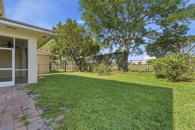 1275 Rosegate Boulevard, Riviera Beach, FL 33404