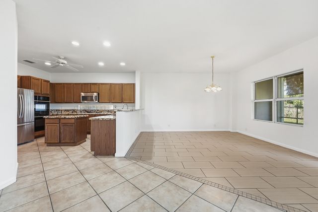 1275 Rosegate Boulevard, Riviera Beach, FL 33404