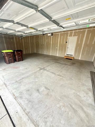 6493 Hawthorne Avenue, Ypsilanti, MI 48197