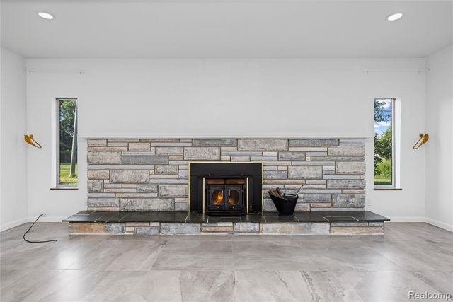 8527 Metropolitan Parkway, Sterling Heights, MI 48312