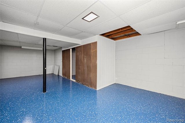 8527 Metropolitan Parkway, Sterling Heights, MI 48312