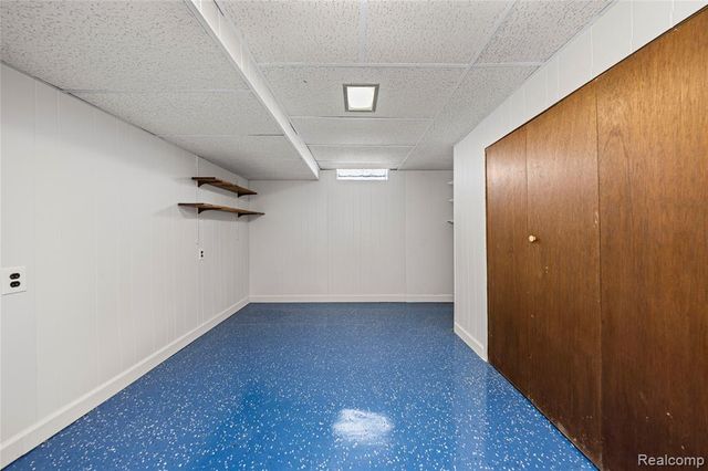 8527 Metropolitan Parkway, Sterling Heights, MI 48312