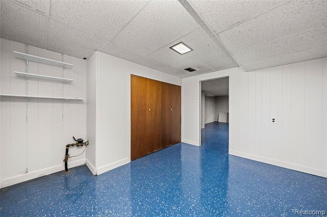 8527 Metropolitan Parkway, Sterling Heights, MI 48312