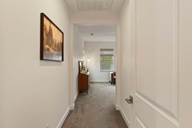 2665 Buttercup Dr, Lodi, CA 95242