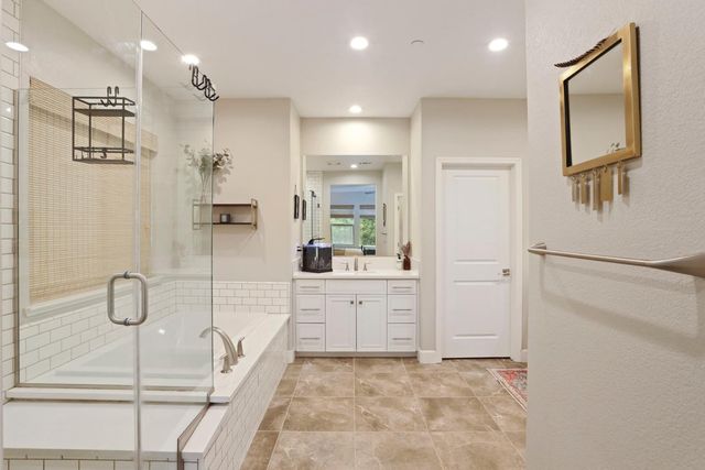 2665 Buttercup Dr, Lodi, CA 95242