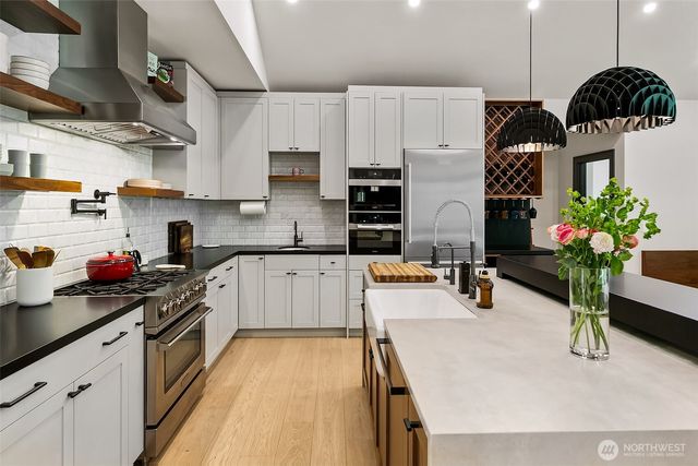 7538 Moon Valley Road SE, North Bend, WA 98045