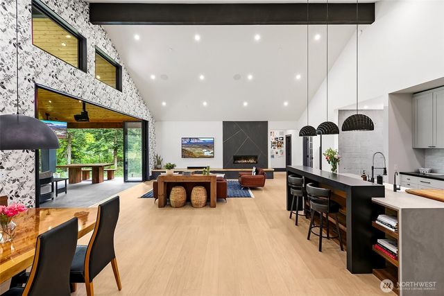 7538 Moon Valley Road SE, North Bend, WA 98045