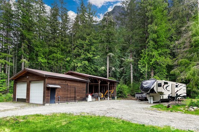 7538 Moon Valley Road SE, North Bend, WA 98045