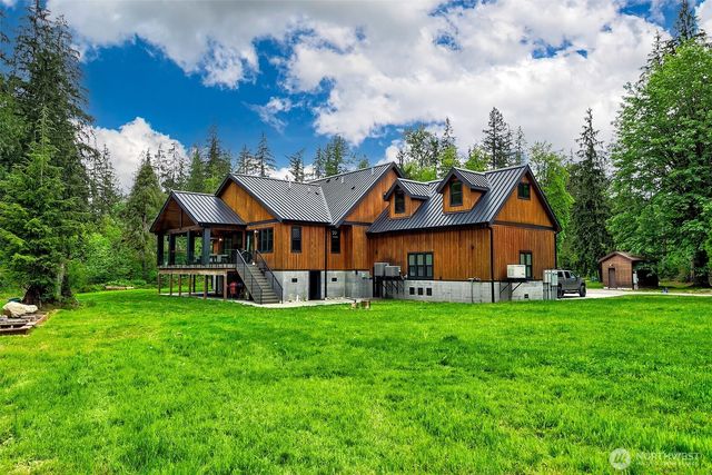 7538 Moon Valley Road SE, North Bend, WA 98045