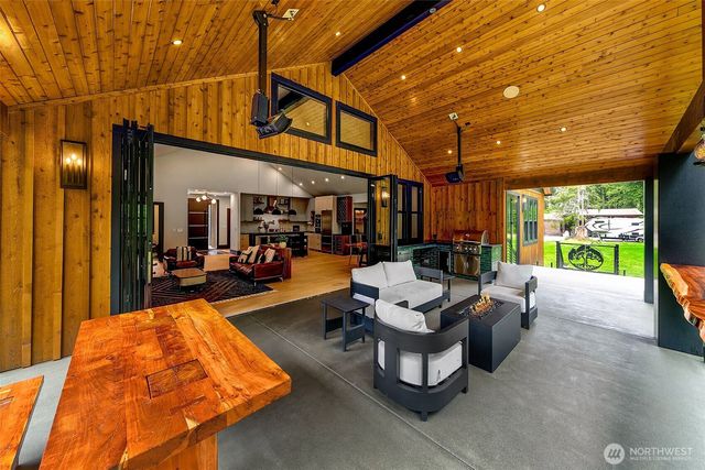 7538 Moon Valley Road SE, North Bend, WA 98045
