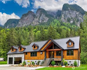7538 Moon Valley Road SE, North Bend, WA 98045