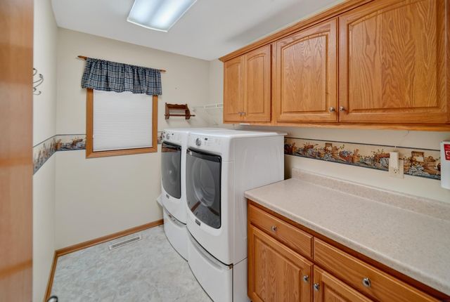 120 Whitetail Ridge, Hudson, IA 50643