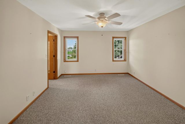 120 Whitetail Ridge, Hudson, IA 50643