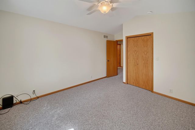 120 Whitetail Ridge, Hudson, IA 50643