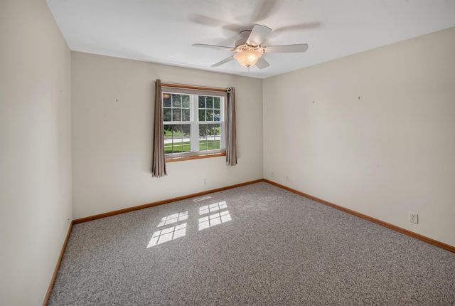 120 Whitetail Ridge, Hudson, IA 50643