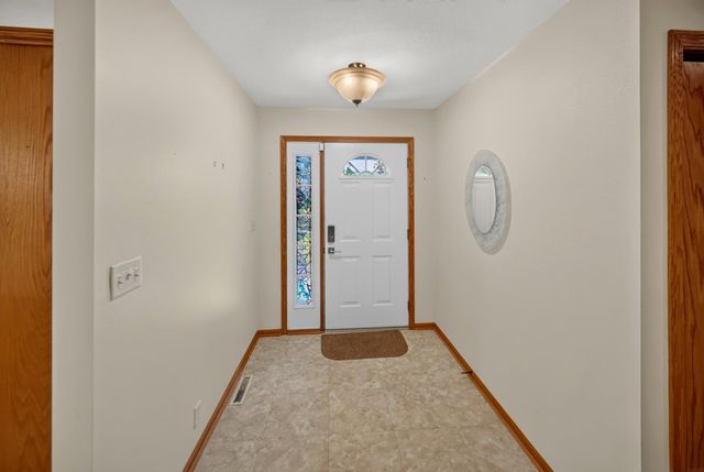120 Whitetail Ridge, Hudson, IA 50643