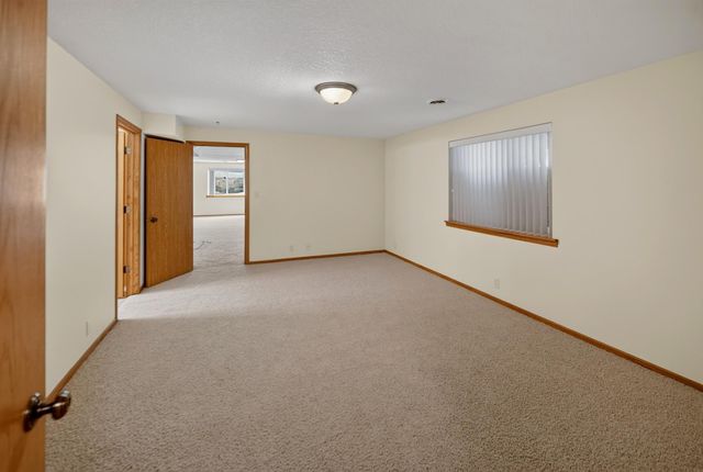 120 Whitetail Ridge, Hudson, IA 50643