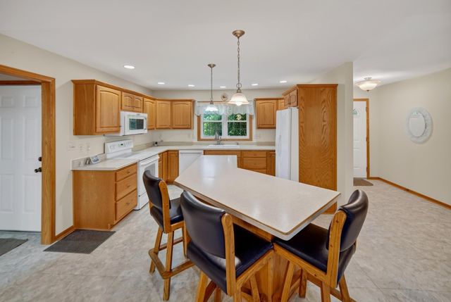 120 Whitetail Ridge, Hudson, IA 50643
