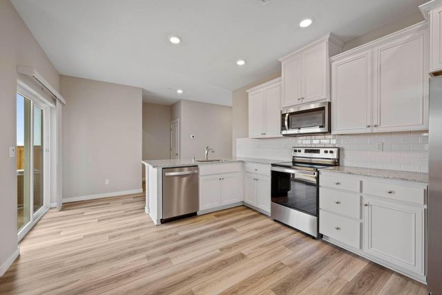 2985 Bowery Ln, Lincoln, CA 95648