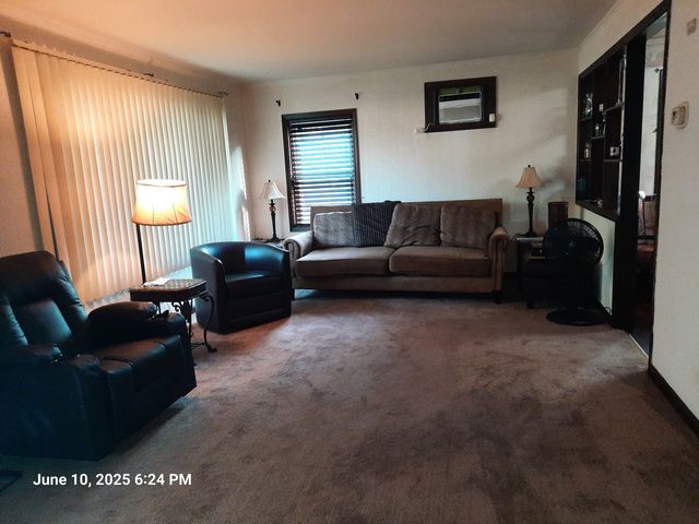 6 Marquette Place, Park Forest, IL 60466