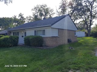 6 Marquette Place, Park Forest, IL 60466