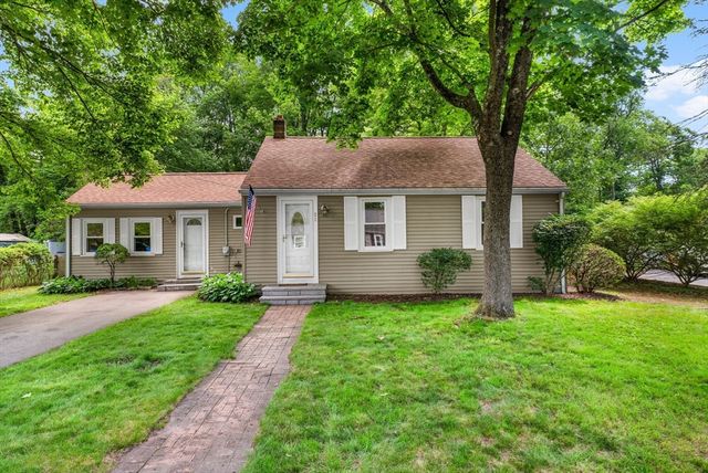 21 Elizabeth Street, Stoughton, MA 02072
