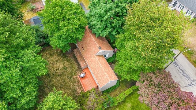 21 Elizabeth Street, Stoughton, MA 02072