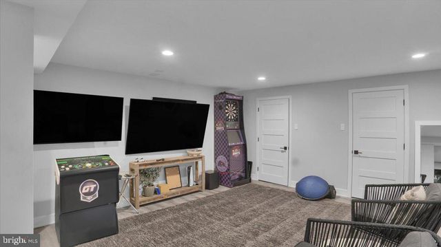 1433 SOUTHWIND WAY, Dresher, PA 19025