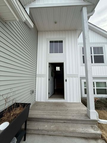 19813 English Avenue N, Forest Lake, MN 55025