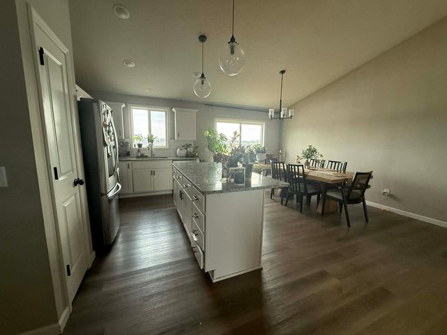 19813 English Avenue N, Forest Lake, MN 55025