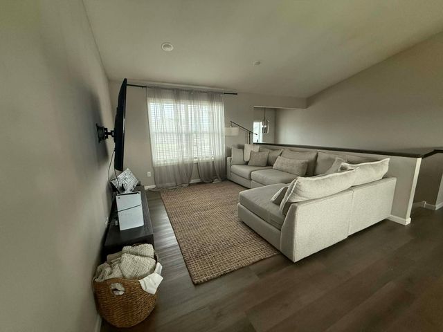 19813 English Avenue N, Forest Lake, MN 55025