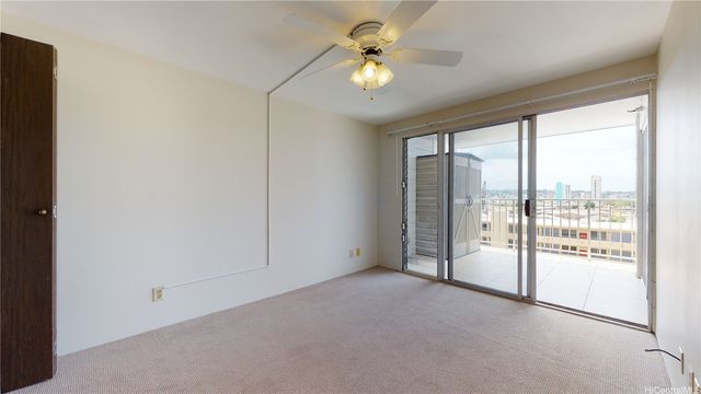 2542 Date Street 302, Honolulu, HI 96826